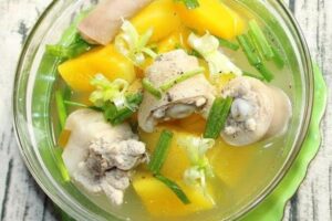 Cách nấu canh đu đủ hầm xương heo ngọt thanh, đậm đà