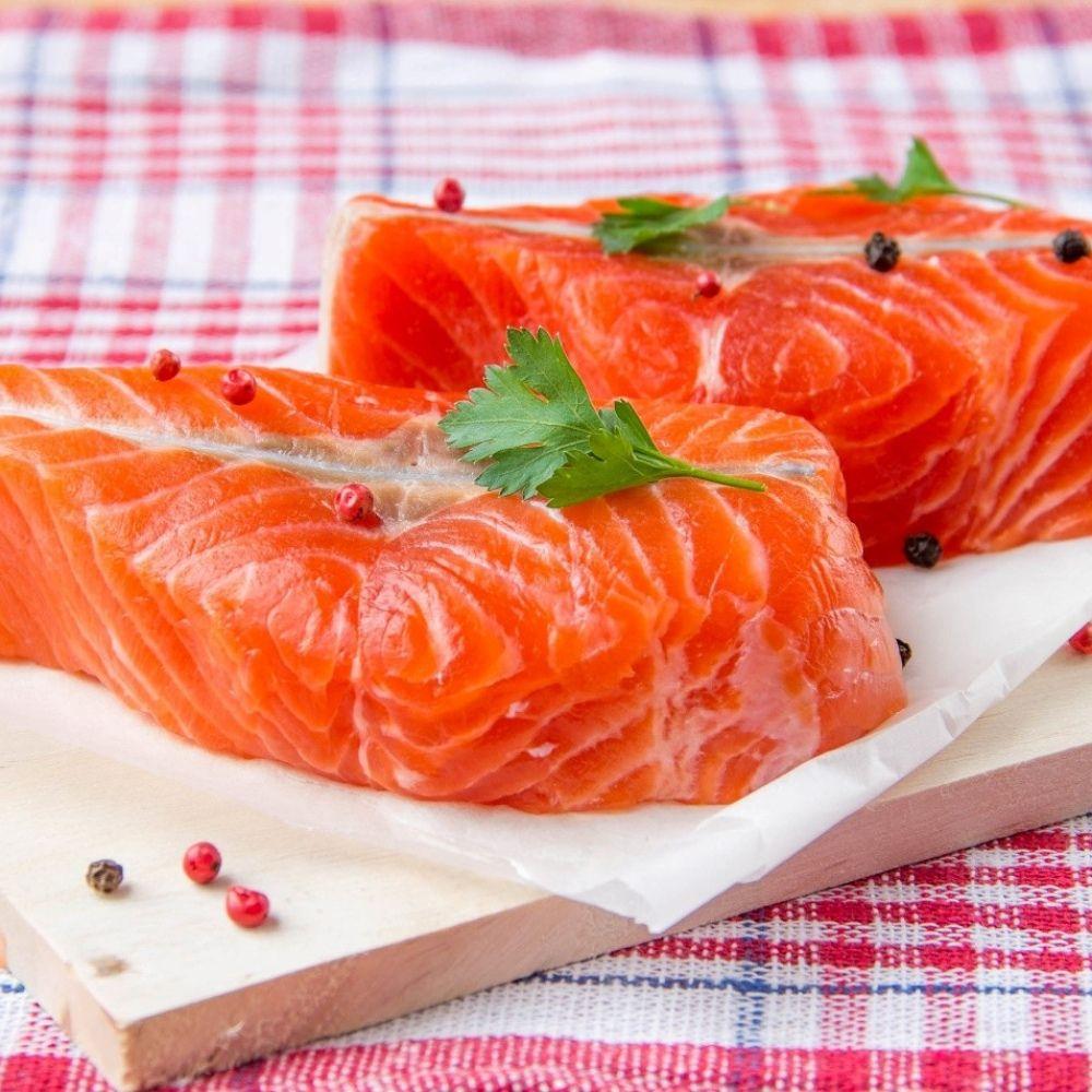 Cách bảo quản cá hồi tươi lâu trọn dưỡng chất trong tủ lạnh