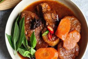 Cách nấu bò kho mềm ngon, đậm vị đơn giản tại nhà