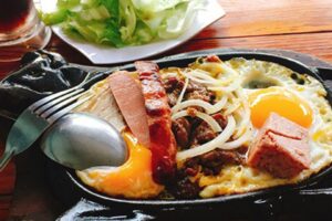 Bí quyết ướp thịt bò né và cách làm bò né đậm vị tại nhà