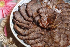 Cách làm bò kho mật mía siêu ngon chuẩn vị xứ Nghệ