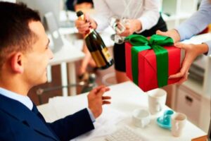 15+ món quà tết tặng sếp