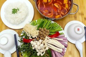 Cách nấu lẩu nấm chay thanh đạm, bổ dưỡng cho ngày Tết ấm cúng