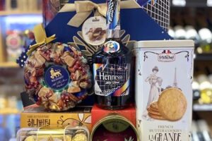 Top những loại bánh kẹo nhập khẩu làm quà Tết độc đáo