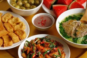 Điểm danh mặt lợi và hại của món ăn truyền thống ngày Tết